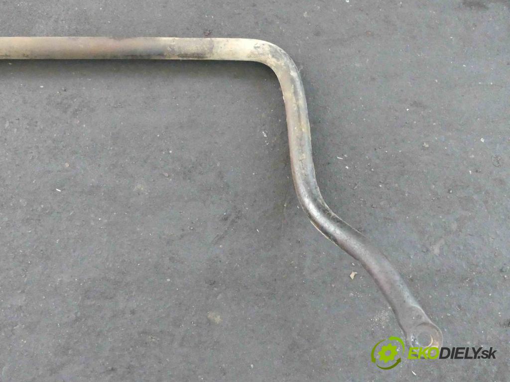 Mitsubishi Pajero I 1982-1991 2.5 karburátor: 103 HP manual 76 kW 2531 cm3 3- tyč stabilizatora  (Tyče stabilizátora)