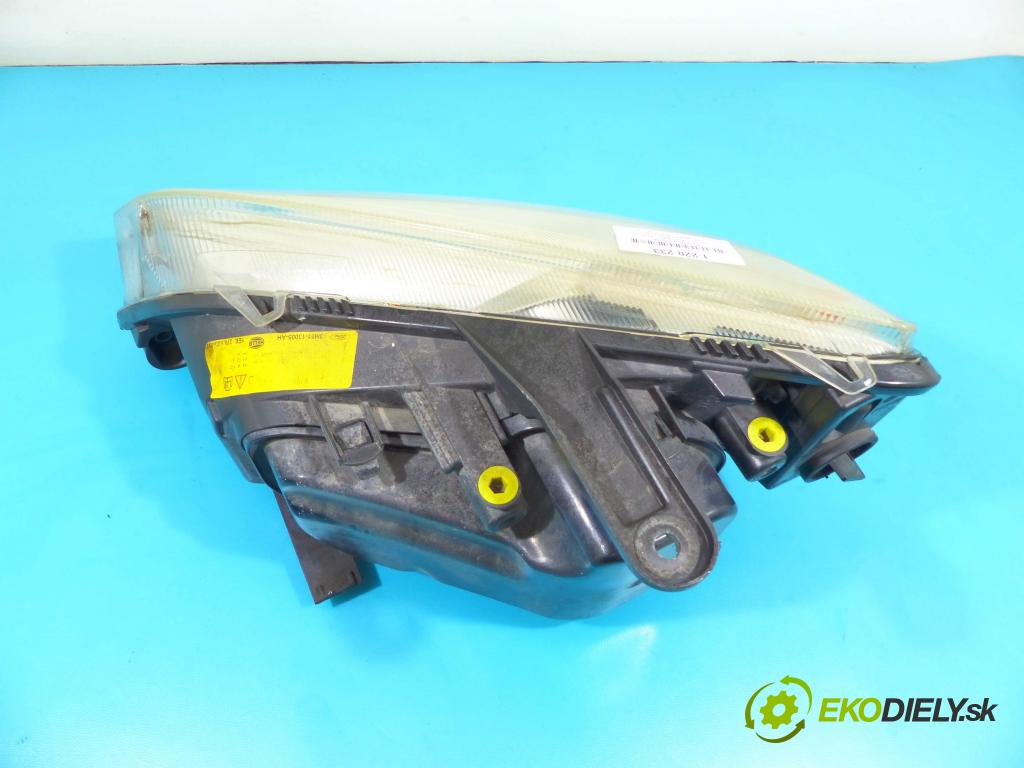 Ford C-Max I 2003-2010 1.8 16v 120 HP manual 88 kW 1798 cm3 5- Reflektor: pravý 3M51-13005-AH (Pravé)