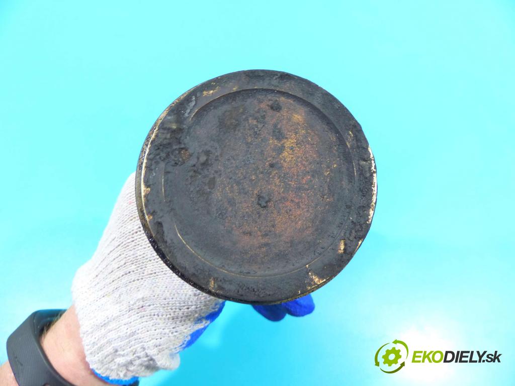 Volvo S80 II 2006-2016 3.2b 238HP automatic 175 kW 3192 cm3 4- piest (Piesty)