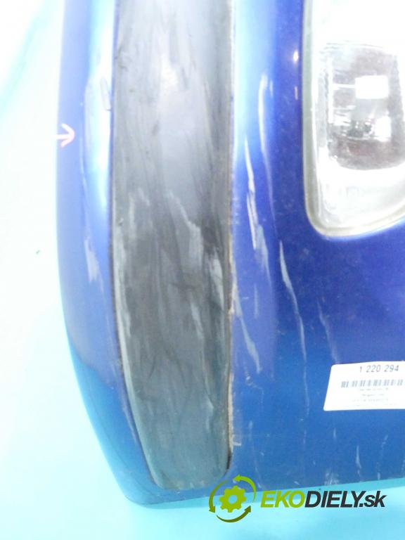 Peugeot 106 1.4 75 hp manual 55 kW 1360 cm3 3- nárazník přední