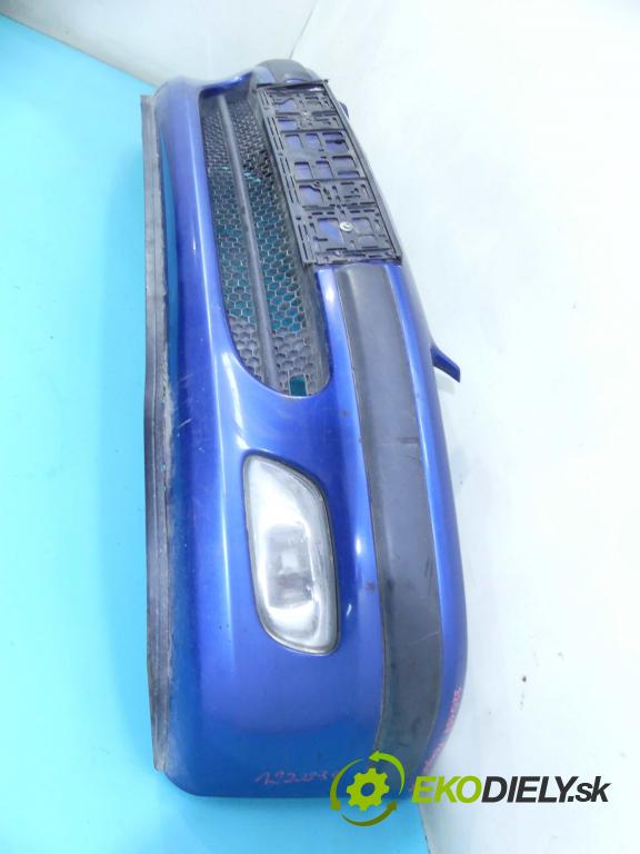 Peugeot 106 1.4 75 hp manual 55 kW 1360 cm3 3- nárazník přední