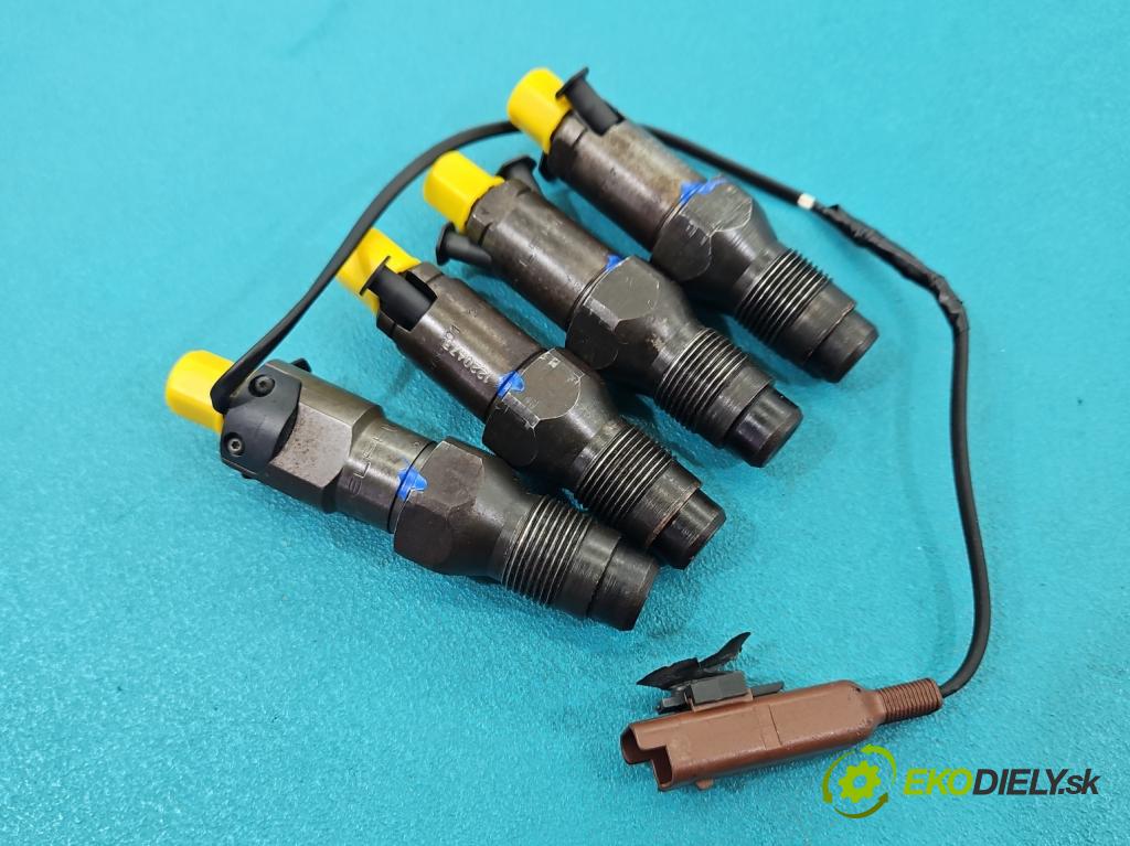 Peugeot 206 1.9d 69KM manual 51 kW 1868 cm3 3- vstrek DCR02501AA1 (Vstrekovač paliva)