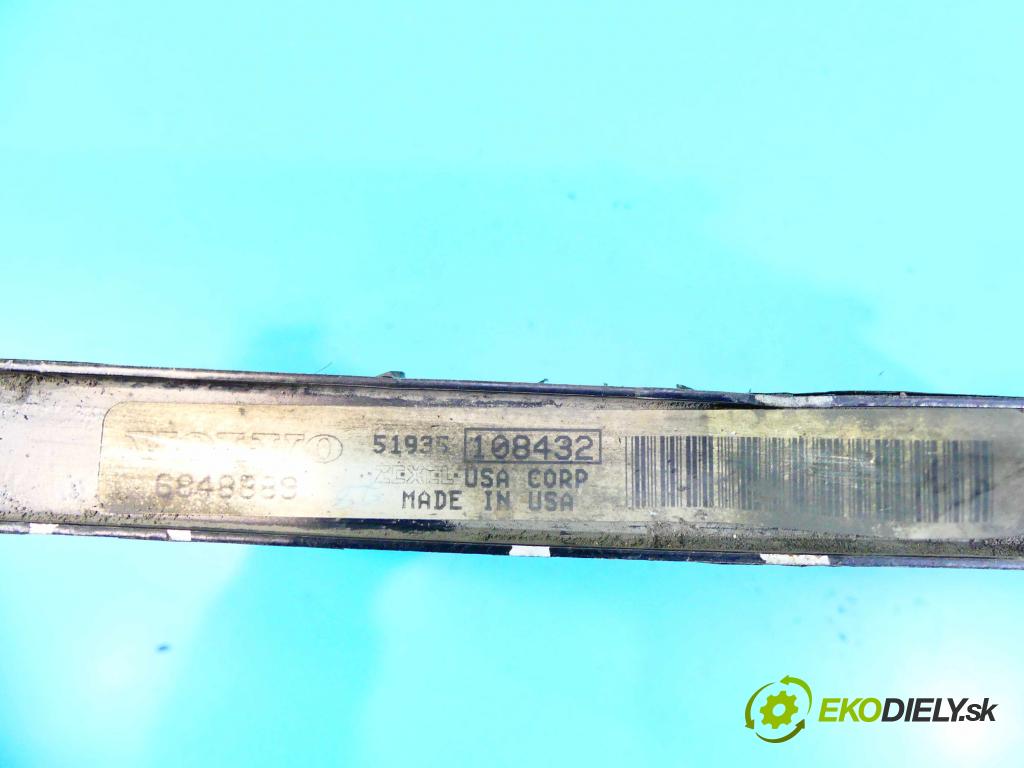 Volvo S60 I 2000-2010 2.4 140 HP manual 103 kW 2435 cm3 4- chladič klimatizácie 6848889 (Chladiče klimatizácie)