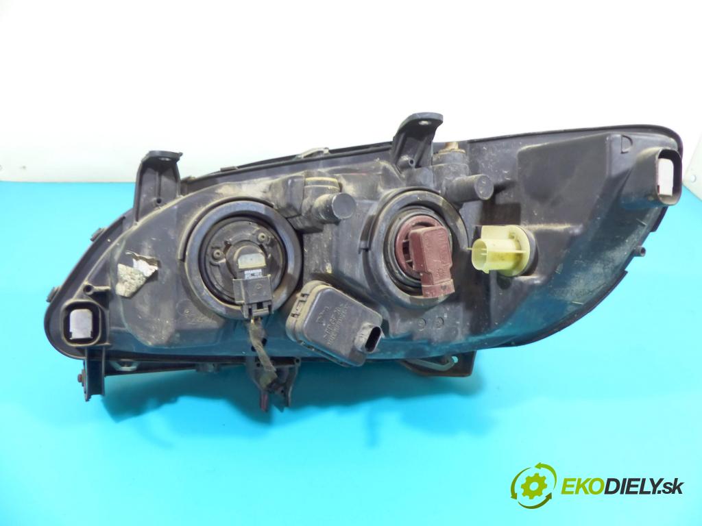 Opel Zafira A 1999-2005 1.8 16v 116 HP manual 85 kW 1796 cm3 5- Reflektor: pravý  (Pravé)