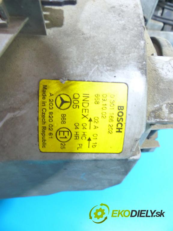 Mercedes C W203 2000-2007 2,2.0 cdi 116 HP manual 85 kW 2148 cm3 4- Reflektor: pravý 0301166202 (Pravé)