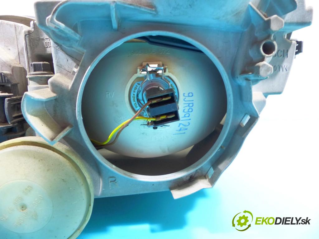 Mercedes C W203 2000-2007 2,2.0 cdi 116 HP manual 85 kW 2148 cm3 4- Reflektor: pravý 0301166202 (Pravé)