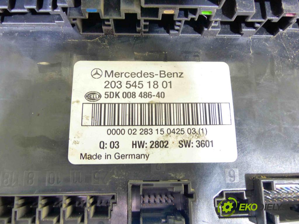 Mercedes C W203 2000-2007 2,2.0 cdi 116 hp manual 85 kW 2148 cm3 4- skříňka pojistková 5DK008486-40 (Pojistkové skříňky)