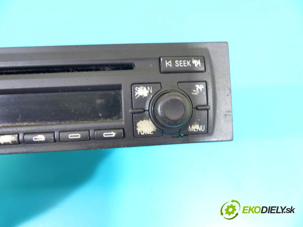 Audi A3 8L 1996-2003 1.6 SR 102 hp manual 75 kW 1595 cm3 3- Radio továrna: 8L0035186J