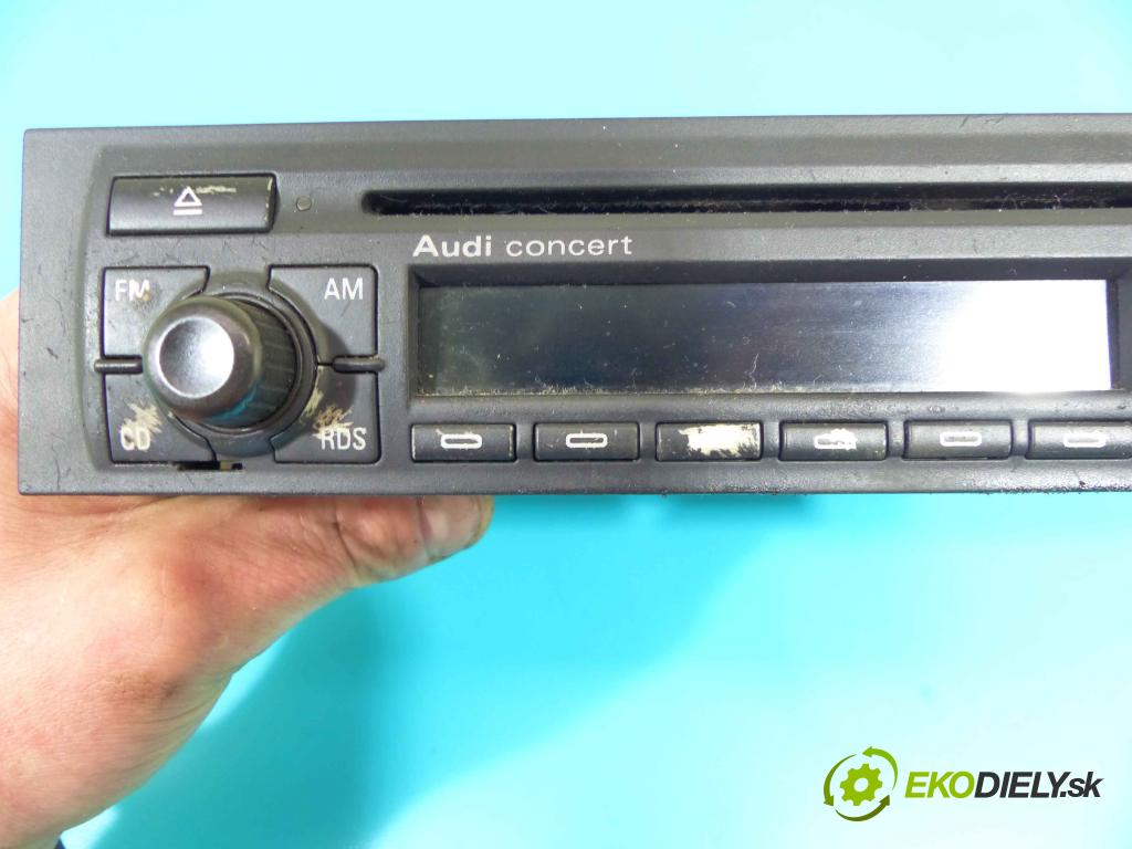 Audi A3 8L 1996-2003 1.6 SR 102 hp manual 75 kW 1595 cm3 3- Radio továrna: 8L0035186J
