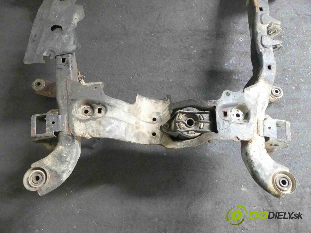Opel Astra II 1998-2009 1.4 16v 90 hp manual 66 kW 1389 cm3 3- výztuha motoru