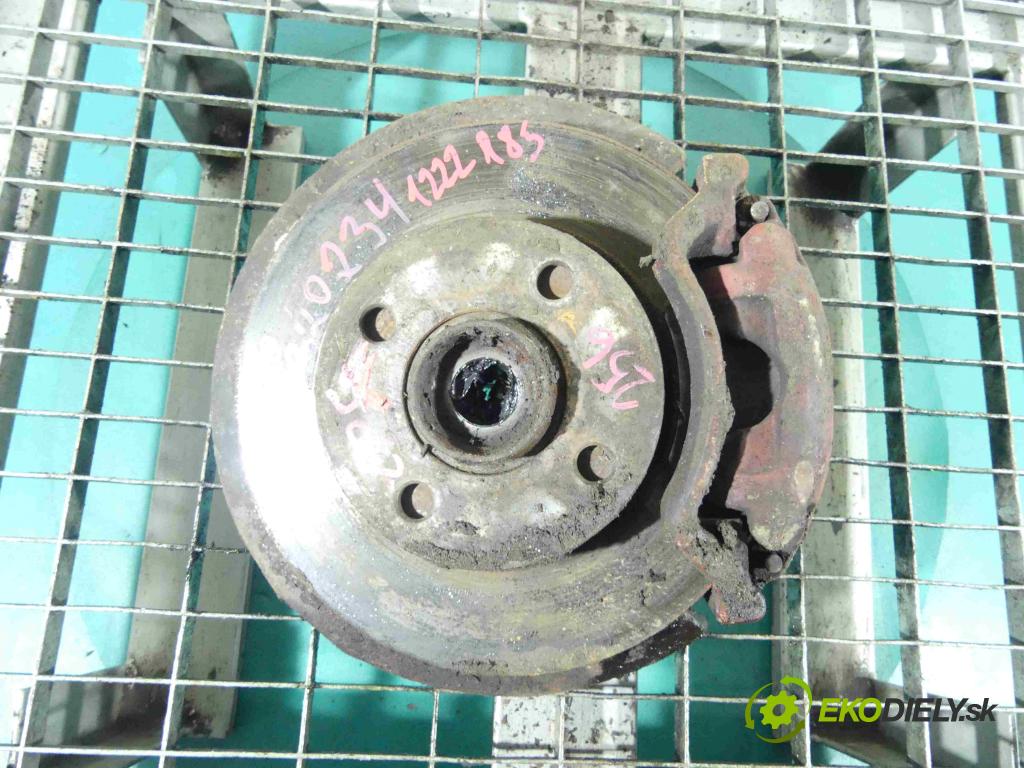 Audi 80 B3 1986-1991 1.8 90 HP manual 66 kW 1760 cm3 4- náboj ľavé  (Náboje)