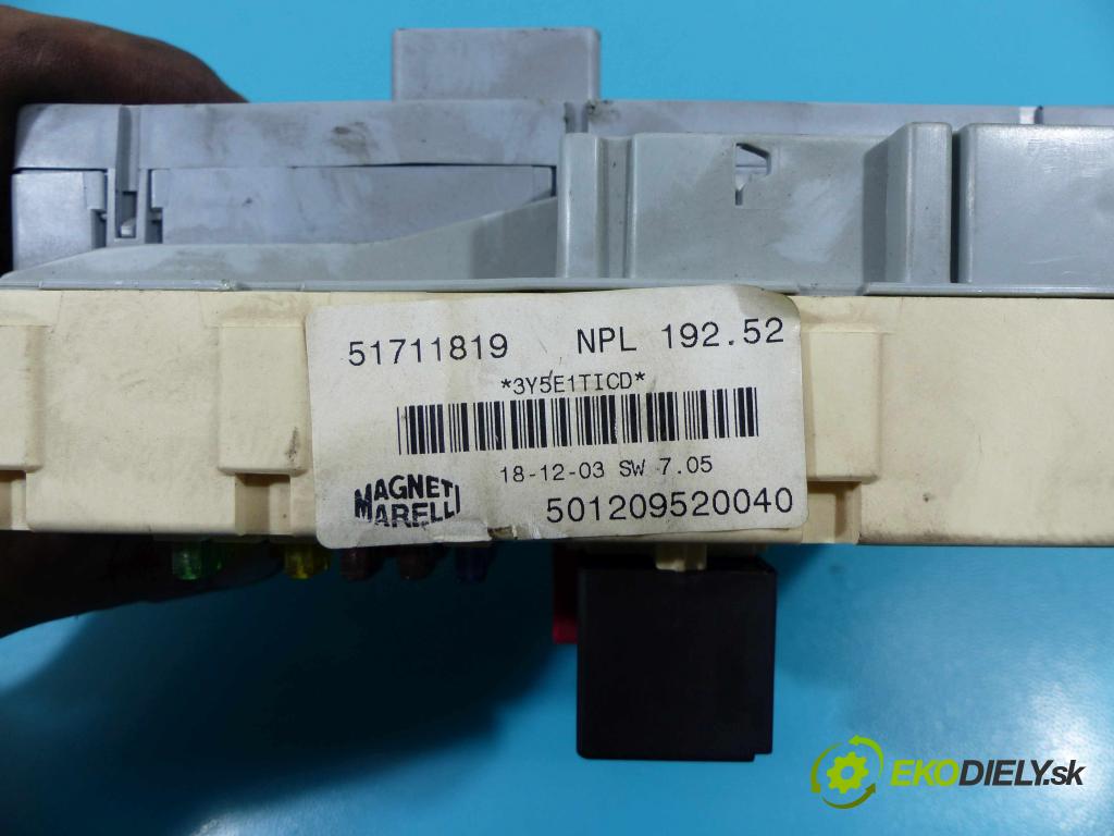 Fiat Stilo 1.9 jtd 116 HP manual 85 kW 1910 cm3 5- modul riadiaca jednotka 46750594 (Ostatné)