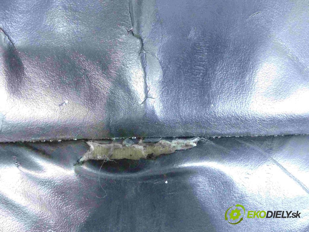 Audi A3 8L 1996-2003 1.9 tdi 131 HP manual 96 kW 1896 cm3 3- Sedačka pravý  (Sedačky, sedadlá)