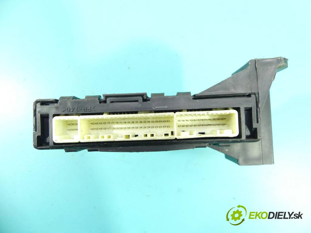 Toyota Corolla E15 2007-2014 2.0 D4D 126 HP manual 93 kW 1998 cm3 4- modul riadiaca jednotka 88650-12B40 (Ostatné)