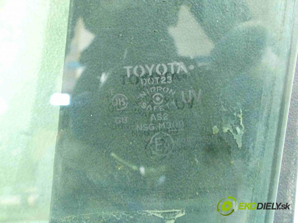 Toyota Corolla E15 2007-2014 2.0 D4D 126 hp manual 93 kW 1998 cm3 4- sklo dveře přední pravé