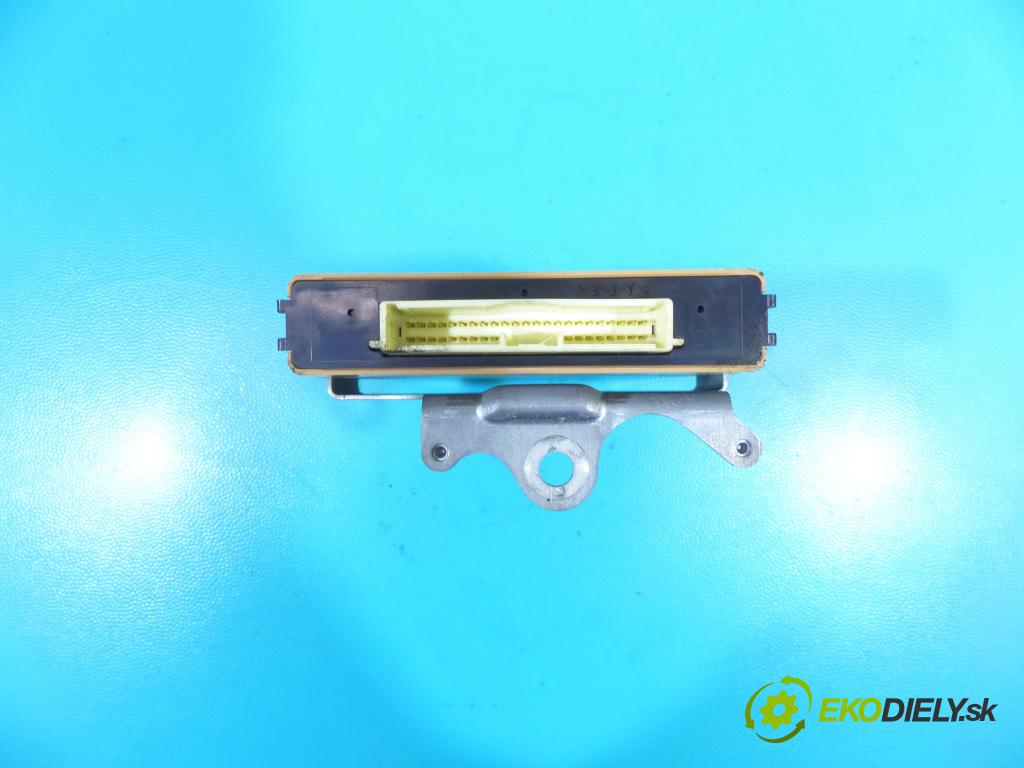 Toyota Corolla E15 2007-2014 2.0 D4D 126 HP manual 93 kW 1998 cm3 4- modul riadiaca jednotka 89990-12020 (Ostatné)