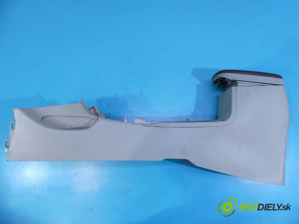 Toyota Corolla E15 2007-2014 2.0 D4D 126 HP manual 93 kW 1998 cm3 4- operadlo 58821-12260 (Lakťové opierky)