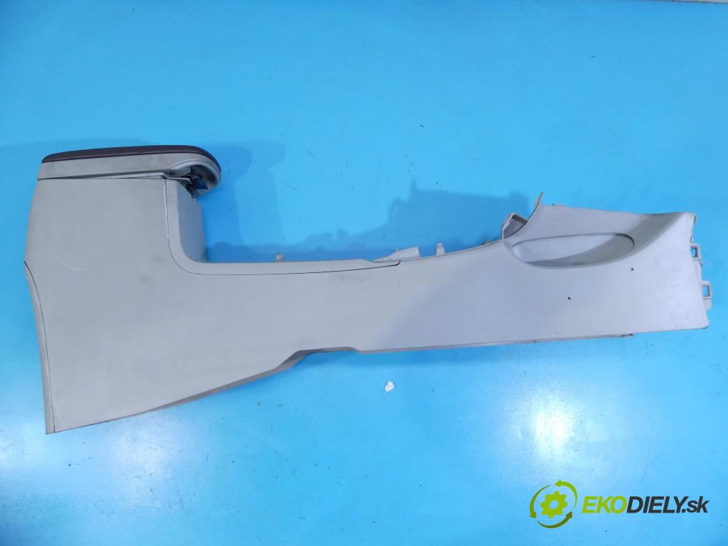 Toyota Corolla E15 2007-2014 2.0 D4D 126 HP manual 93 kW 1998 cm3 4- operadlo 58821-12260 (Lakťové opierky)