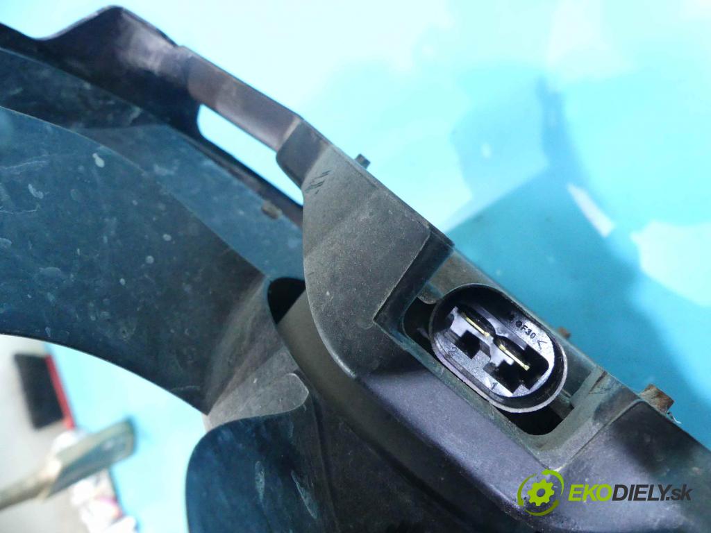 Nissan Micra K12 2003-2010 1.2 16v 65 HP manual 48 kW 1240 cm3 5- Ventilátor chladiča