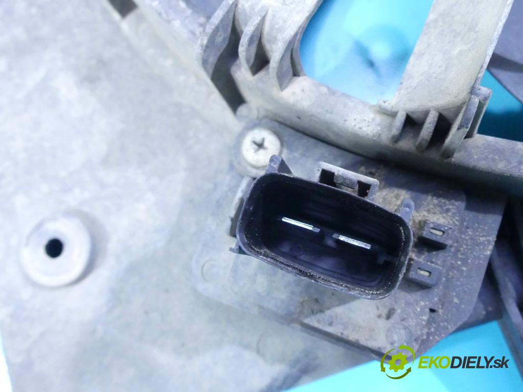 Ford Fiesta Mk7 2008-2017 1.5 tdci 75 HP manual 55 kW 1499 cm3 3- Ventilátor chladiča