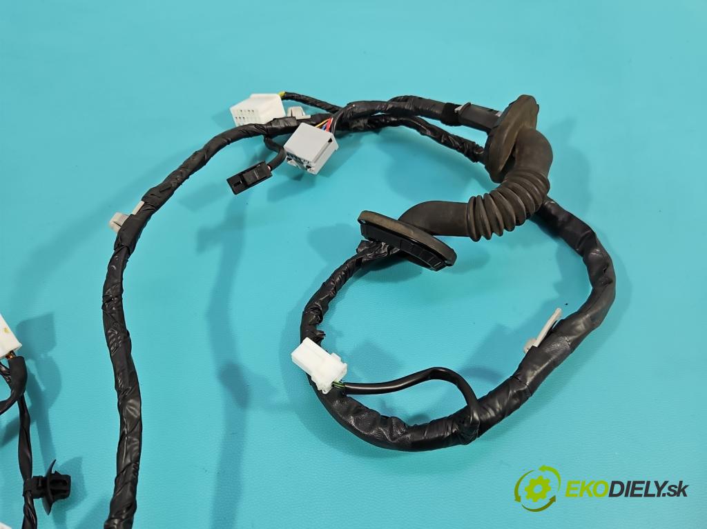 Kia Sportage III 2010-2015 2.0 crdi 184hp automatic 135 kW 1995 cm3 5- Zväzok: ostatné 91680-3U010