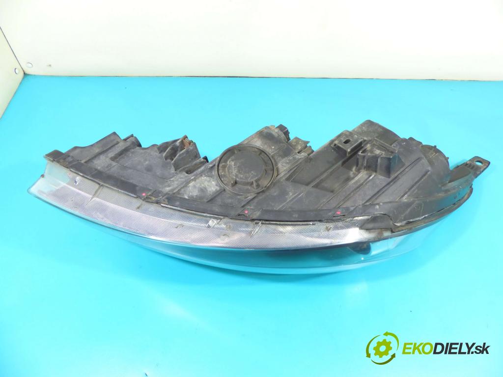 Kia Sportage III 2010-2015 2.0 crdi 184hp automatic 135 kW 1995 cm3 5- Reflektor: pravý  (Pravé)