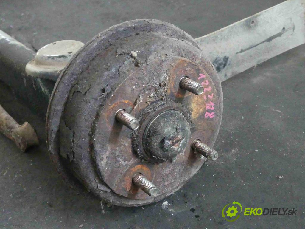 Hyundai Atos 1.0 54 hp manual 40 kW 999 cm3 5- zadní výztuha