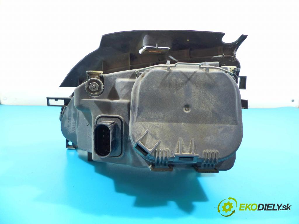 Seat Arosa 1.7 sdi 60 HP manual 44 kW 1716 cm3 3- Reflektor: pravý  (Pravé)