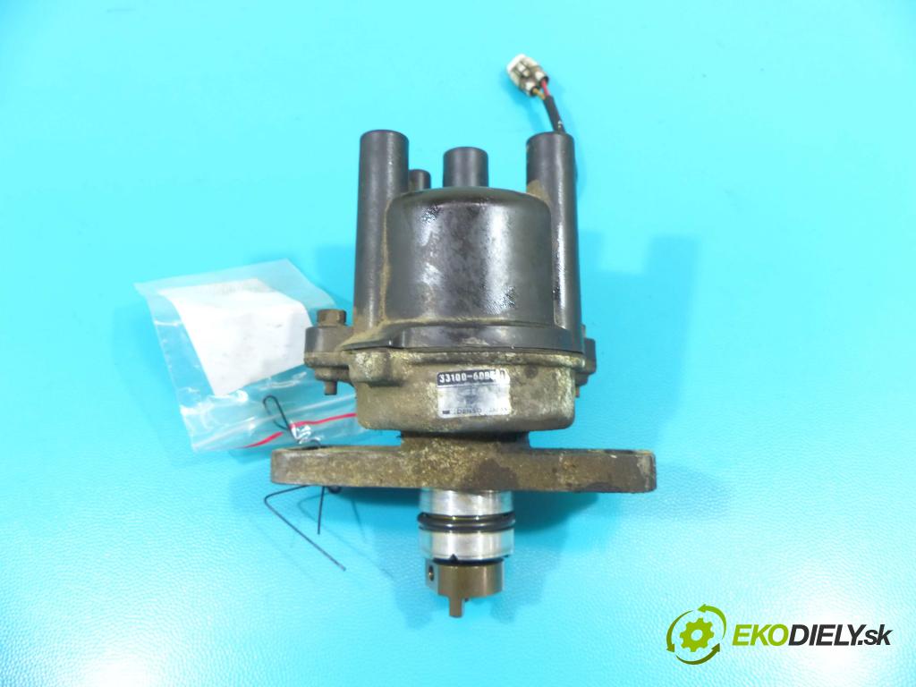 Suzuki Swift Mk5 1989-2004 1.0 53KM manual 39 kW 993 cm3 5- rozdeľovač 33100-60B5 (Rozdeľovače)