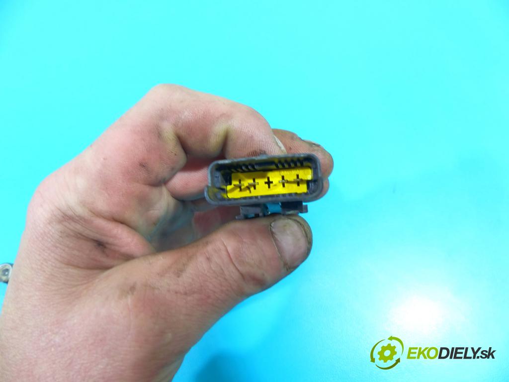 Fiat Ulysse II 2002-2010 2.0 jtd 109 HP manual 80 kW 1997 cm3 5- motor stieračov predné 404721