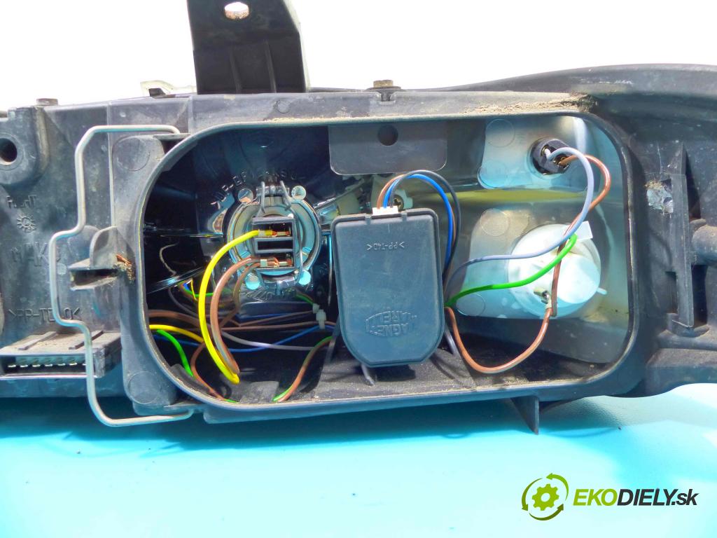 Fiat Palio II 2002-2006 1.6 16v 103 HP manual 76 kW 1596 cm3 5- Reflektor: pravý 46840519 (Pravé)