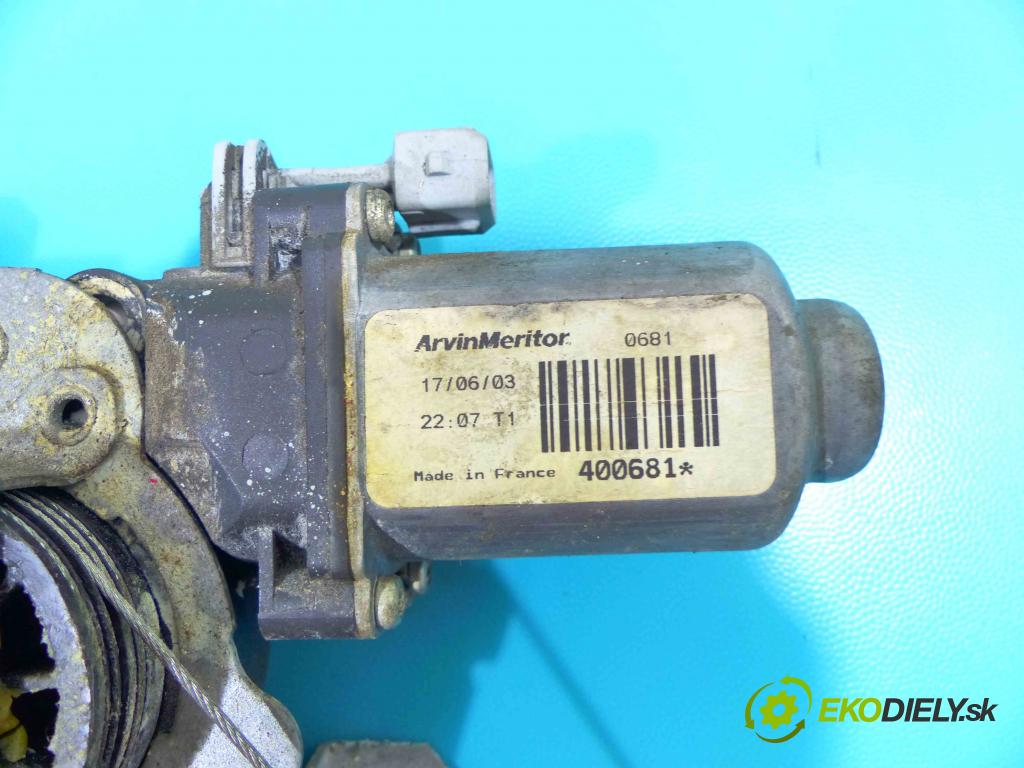 Peugeot 206 2.0 hdi 90 hp manual 66 kW 1997 cm3 5- mechanismus stahování zadní pravý 400681