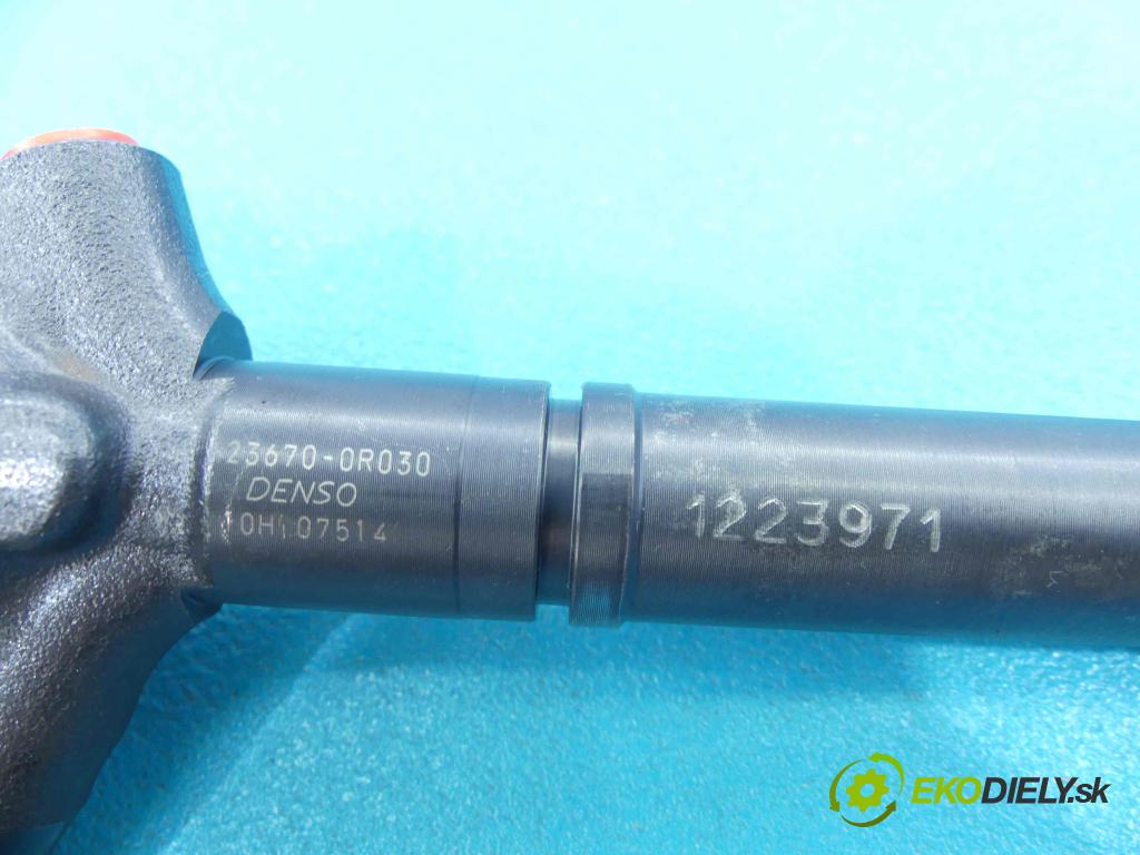 Toyota Corolla E15 2007-2014 2.0 D4D 126 HP manual 93 kW 1998 cm3 4- vstrek 23670-0R030 (Vstrekovače)