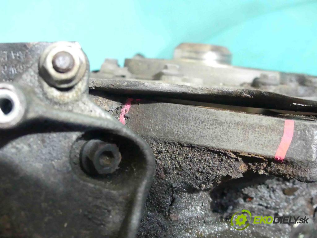 Vw Golf IV 1997-2003 1.8 20v 125 HP manual 92 kW 1781 cm3 5- motor benzín: AGN