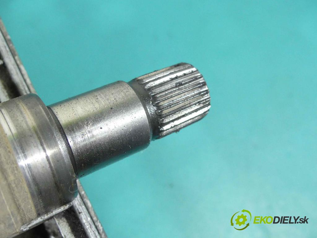 Ford Fiesta Mk7 2008-2017 1.5 tdci 75 HP manual 55 kW 1499 cm3 3- poloos pravé 8V51-3B436-HD (Poloosy)