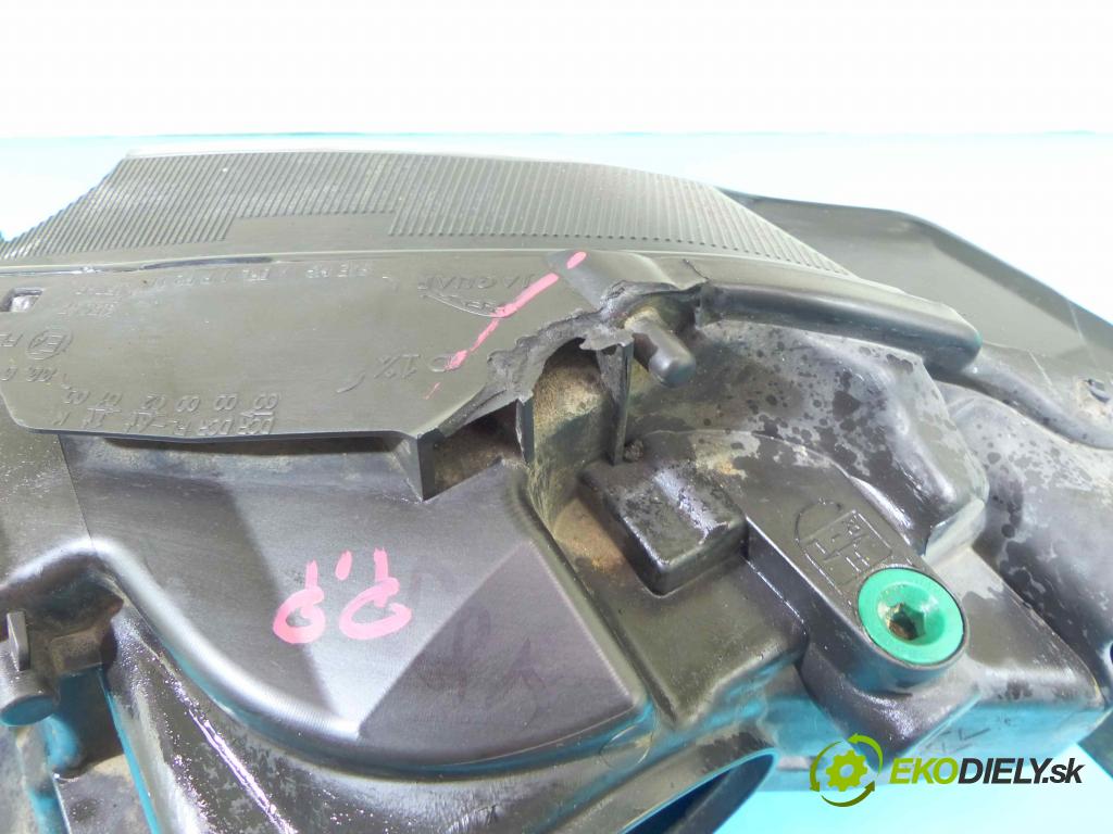 Jaguar XF 2007-2015 3.0 TD V6 241KM automatic 177 kW 2993 cm3 4- Reflektor: pravý VPCX2X-13W029-EH (Pravé)