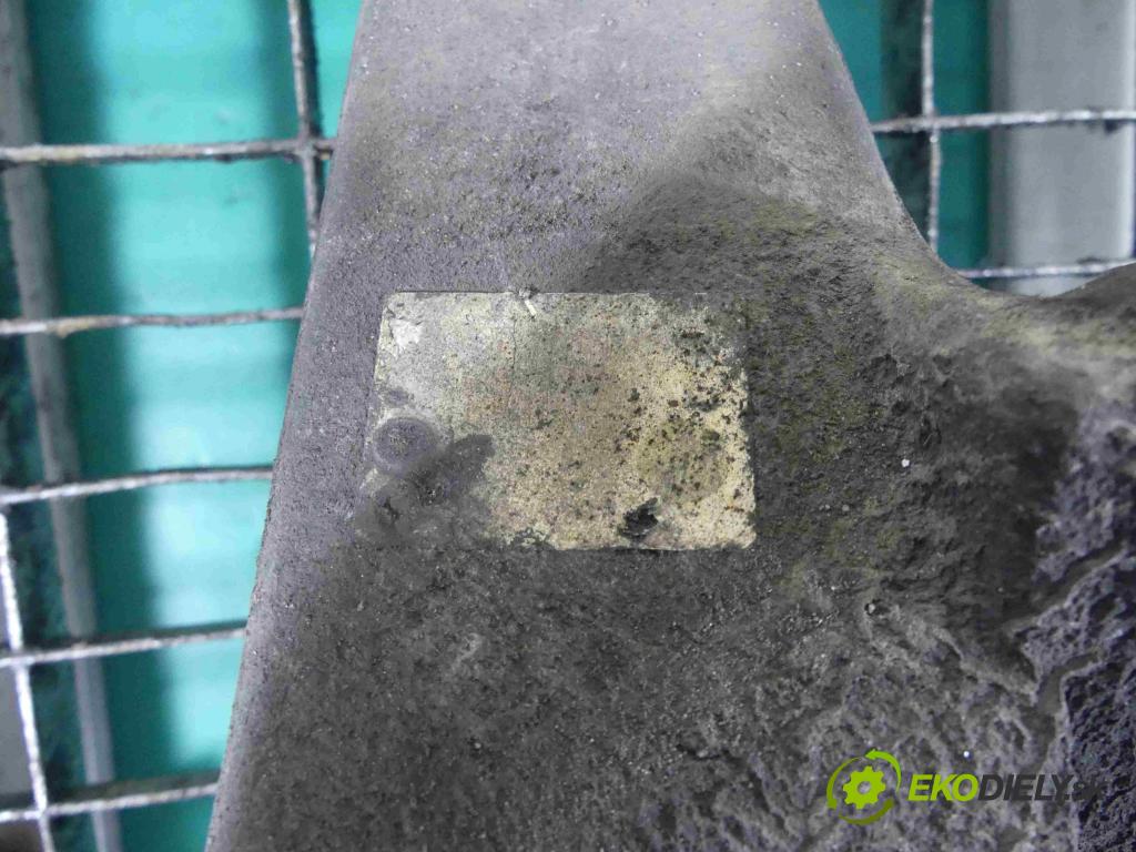 Jaguar XF 2007-2015 3.0 TD V6 241KM automatic 177 kW 2993 cm3 4- náboj ľavé  (Náboje)