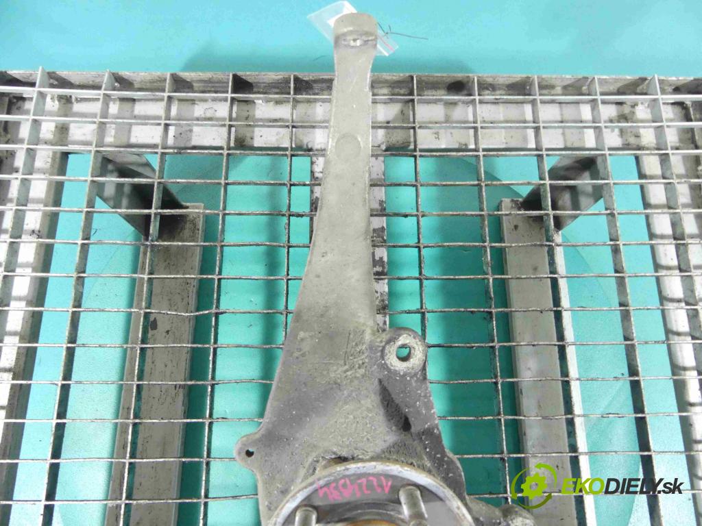 Jaguar XF 2007-2015 3.0 TD V6 241KM automatic 177 kW 2993 cm3 4- náboj ľavé  (Náboje)