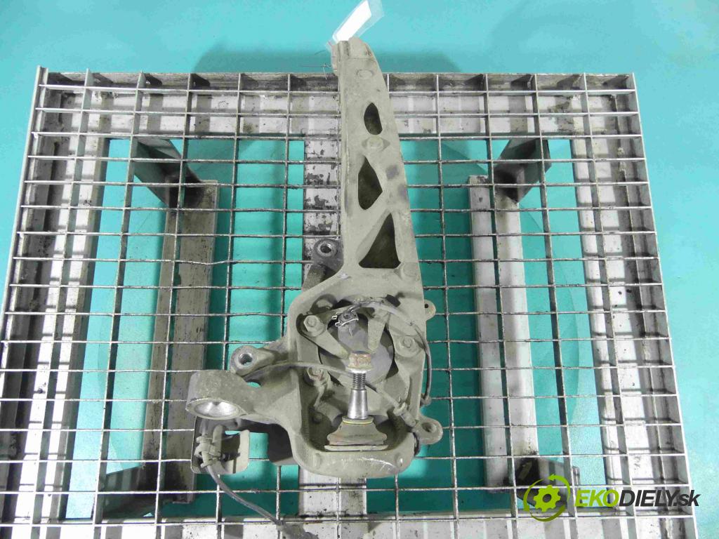 Jaguar XF 2007-2015 3.0 TD V6 241KM automatic 177 kW 2993 cm3 4- náboj ľavé  (Náboje)