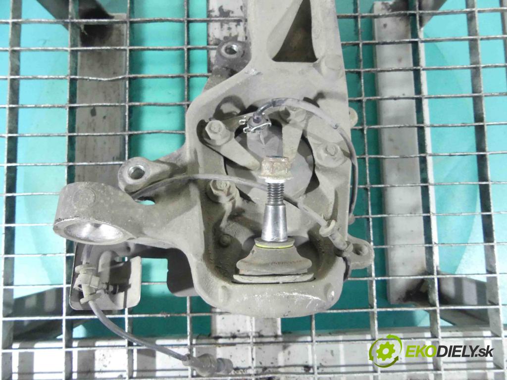 Jaguar XF 2007-2015 3.0 TD V6 241KM automatic 177 kW 2993 cm3 4- náboj ľavé  (Náboje)