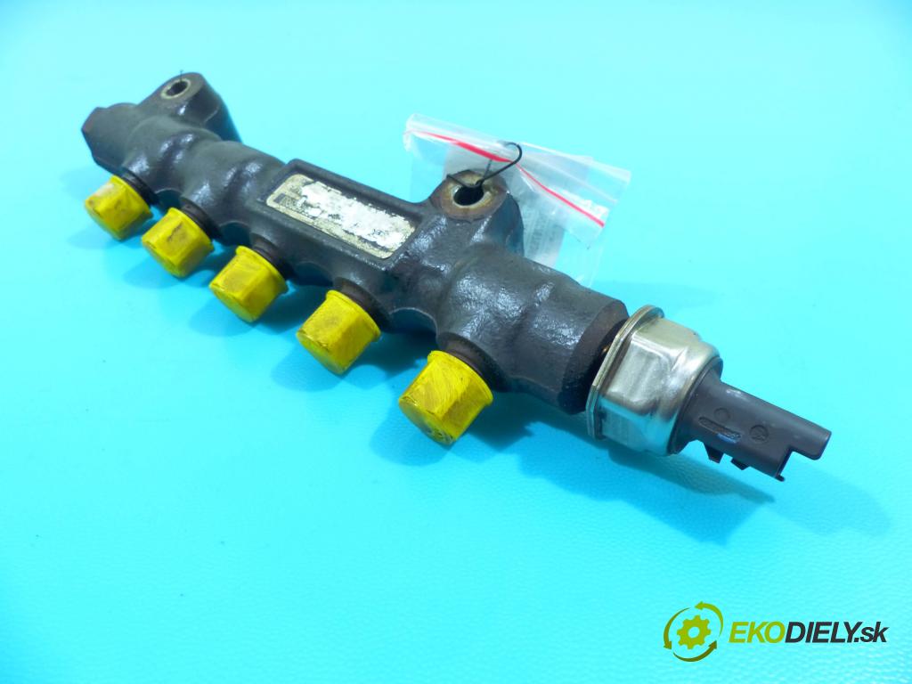 Citroen C5 I 2001-2008 1.6 hdi 109 HP manual 80 kW 1560 cm3 5- lišta vstrekovacia  (Vstrekovacie lišty)