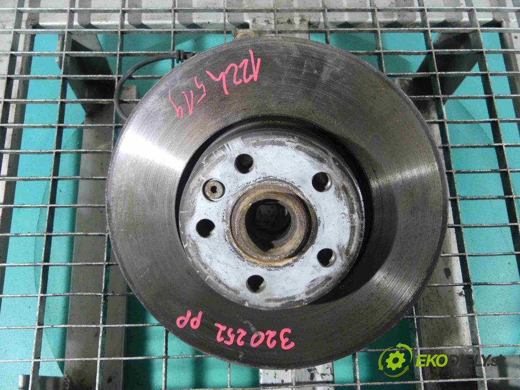 Ford Galaxy Mk1 1995-2006 2.8 V6 204 HP automatic 150 kW 2792 cm3 5- náboj pravé  (Náboje)