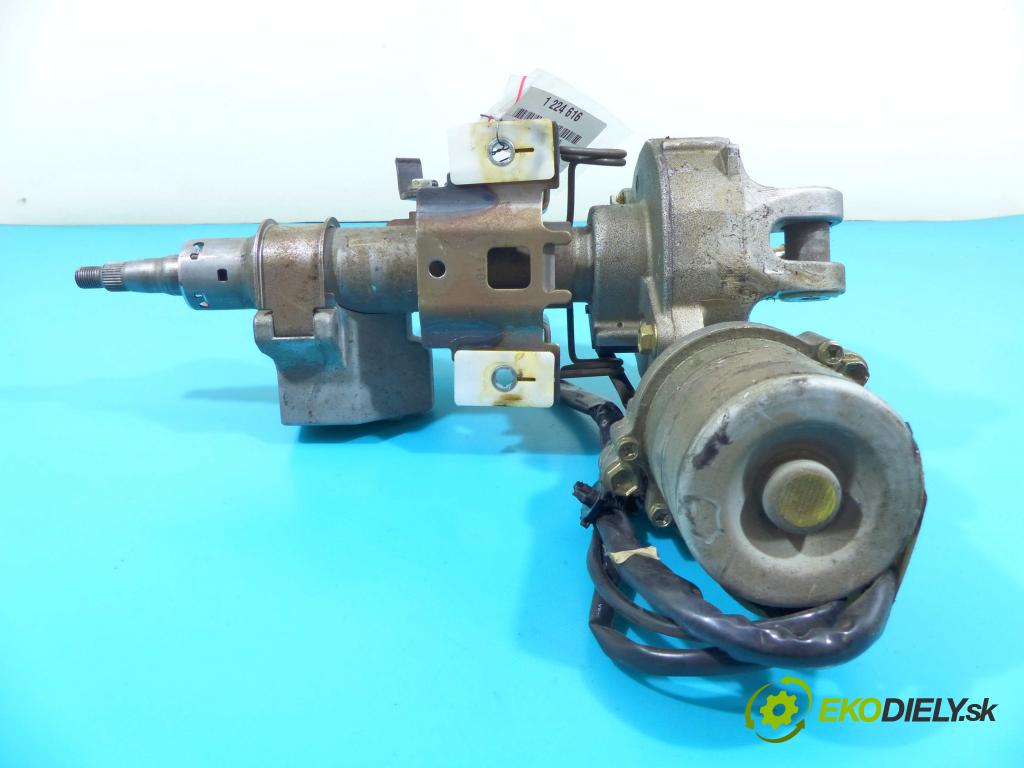 Toyota Corolla E15 2007-2014 2.0 D4D 126 HP manual 93 kW 1998 cm3 4- čerpadlo posilovač 132100-1011 (Servočerpadlá, pumpy riadenia)