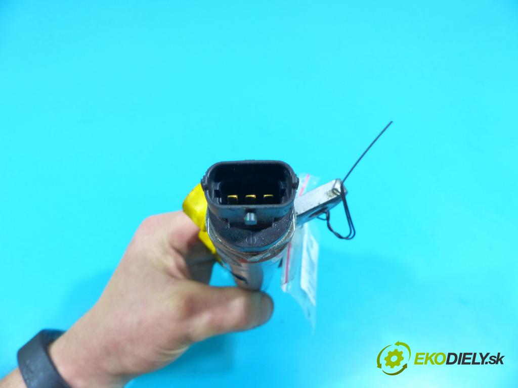 Jaguar XF 2007-2015 3.0 TD V6 241KM automatic 177 kW 2993 cm3 4- lišta vstrekovacia 0445216048 (Vstrekovacie lišty)