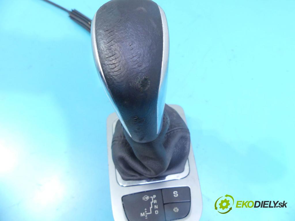 Citroen C5 II 2008-2017 2.0 hdi 163 HP automatic 120 kW 1997 cm3 5- Páka: Změny: stupeň,rýchlosť 9681617780 (Rýchlostné páky / kulisy)