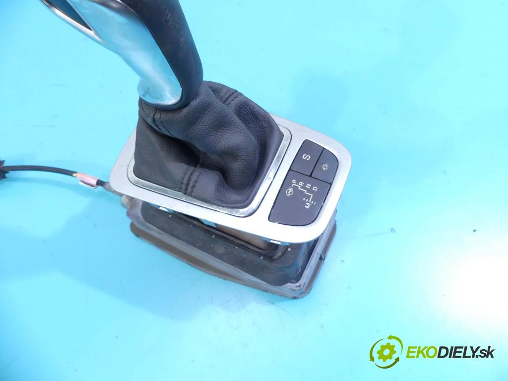 Citroen C5 II 2008-2017 2.0 hdi 163 HP automatic 120 kW 1997 cm3 5- Páka: Změny: stupeň,rýchlosť 9681617780 (Rýchlostné páky / kulisy)