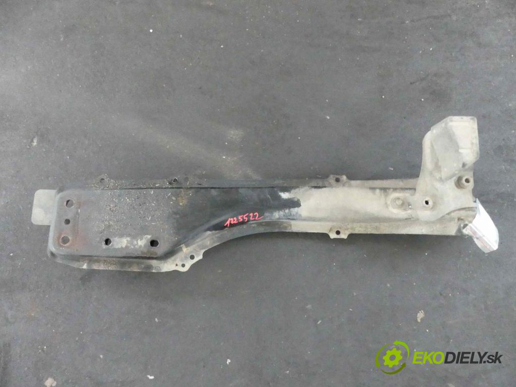 Toyota Corolla Verso I 2001-2004 2.0 D4D 90 hp manual 66 kW 1995 cm3 5- výztuha motoru 