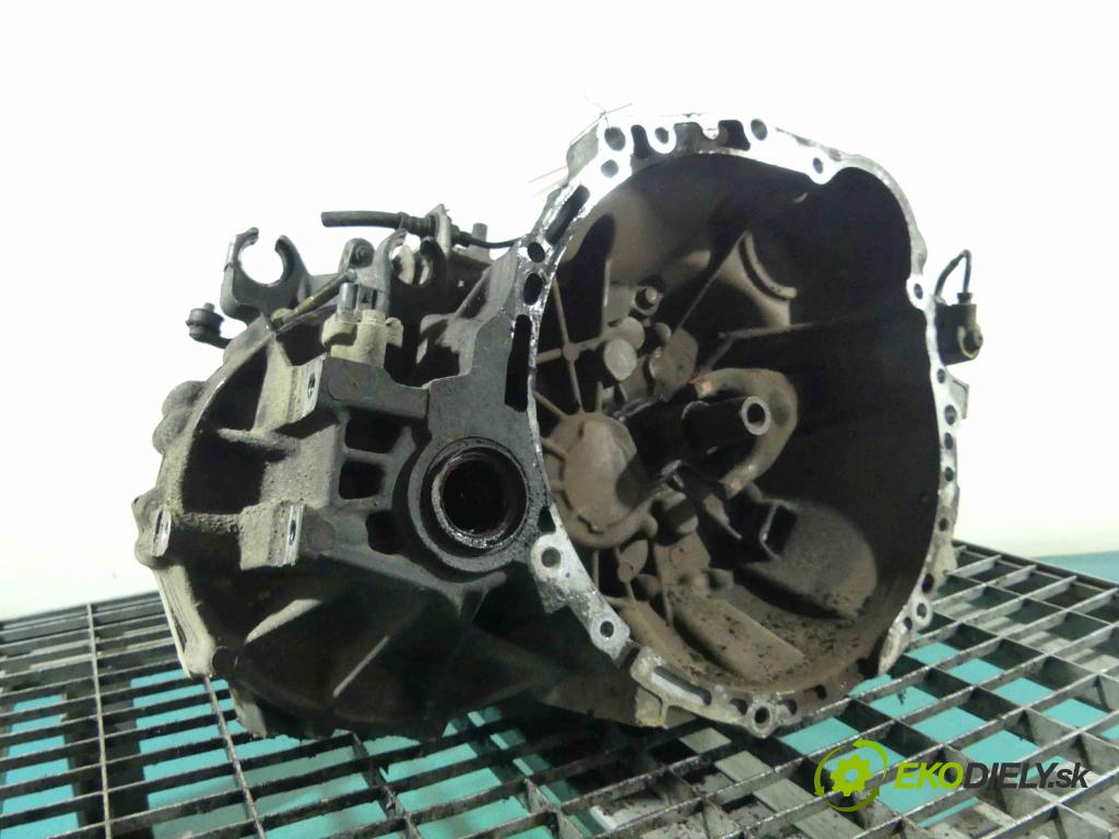 Toyota Avensis I T22 1997-2003 2.0 TD 90 HP manual 66 kW 1975 cm3 5- prevodovka stupeň,rýchlosť manual