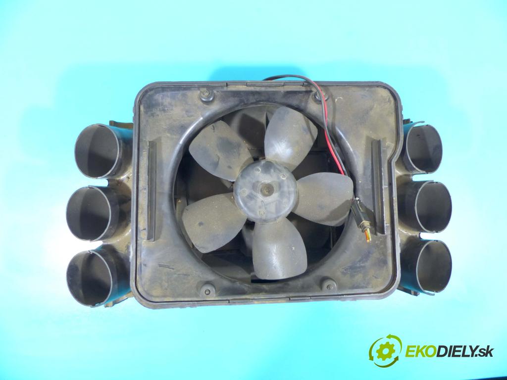 Polonez Caro / Atu 1.5 karburátor: 82 HP manual 60,5 kW 1481 cm3 5- ventilátor vzduchu