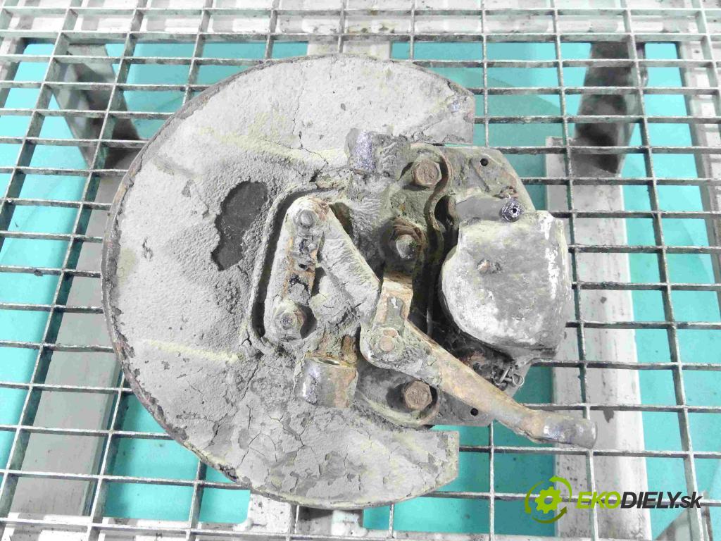 Polonez Caro / Atu 1.5 karburátor: 82 HP manual 60,5 kW 1481 cm3 5- náboj pravé  (Náboje)